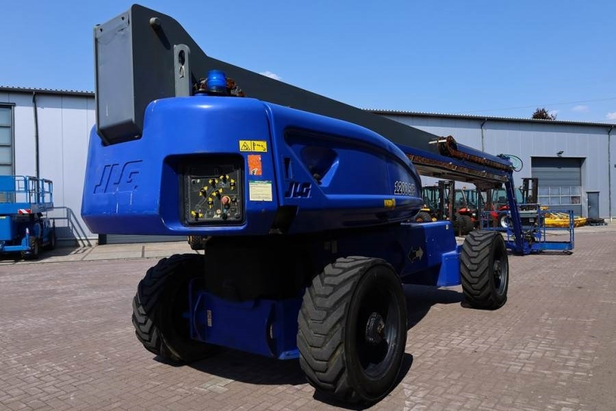 JLG 1200SJP Diesel, 38.7m Working Height, 23.5m Reach, - Plataforma telescópica: foto 2 JLG 1200SJP Diesel, 38.7m Working Height, 23.5m Reach, - Plataforma telescópica: foto 2