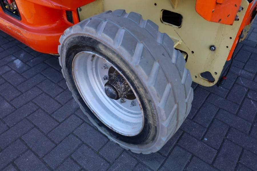 Plataforma de Tijera/ Plataforma de tesoura JLG M4069 Hybrid, 14.2m Working Height, 360kg Capacity: foto 14 Plataforma de Tijera/ Plataforma de tesoura JLG M4069 Hybrid, 14.2m Working Height, 360kg Capacity: foto 14