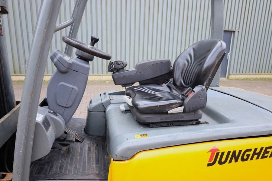 Jungheinrich EFG550 Electric, 5000kg Capacity, Lifting Height 3 - Empilhador a diesel: foto 4 Jungheinrich EFG550 Electric, 5000kg Capacity, Lifting Height 3 - Empilhador a diesel: foto 4