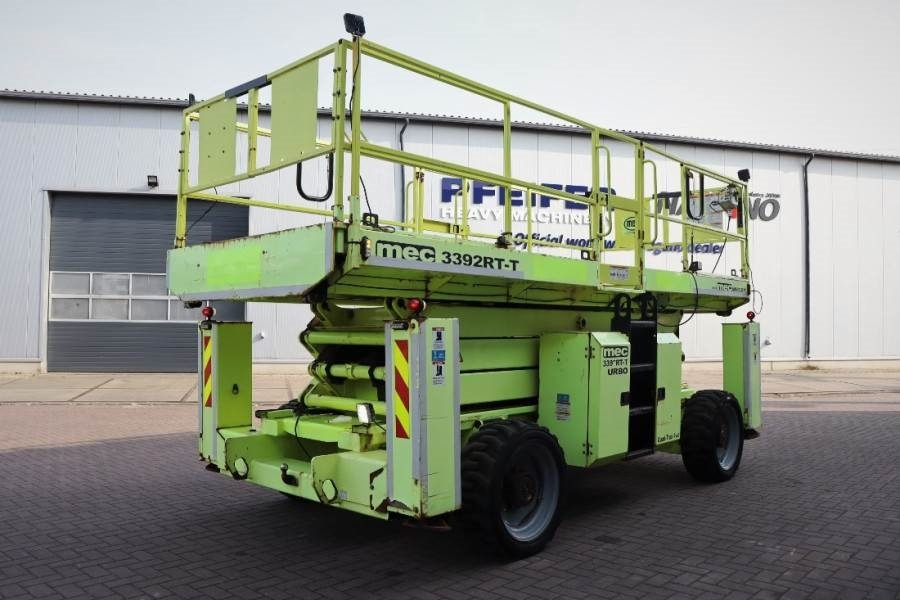MEC 3392RT-T Diesel, 4x4 Drive, 12m Working Height, 12 - Plataforma de Tijera/ Plataforma de tesoura: foto 2 MEC 3392RT-T Diesel, 4x4 Drive, 12m Working Height, 12 - Plataforma de Tijera/ Plataforma de tesoura: foto 2