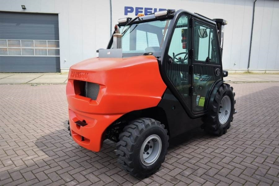 Manitou MC25-4 Valid Inspection, *Guarantee, Diesel, 4x4 D - Empilhador todo-o-terreno: foto 3 Manitou MC25-4 Valid Inspection, *Guarantee, Diesel, 4x4 D - Empilhador todo-o-terreno: foto 3