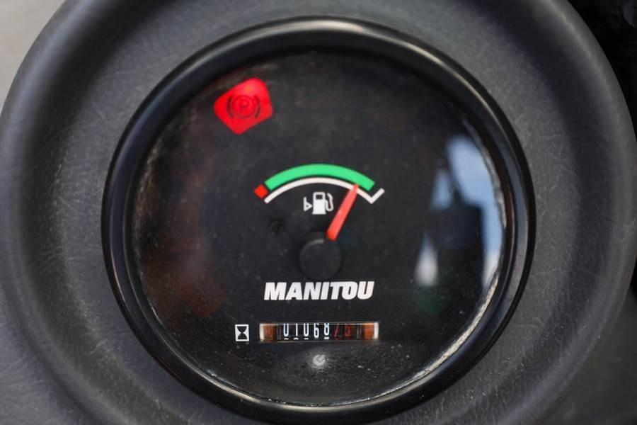 Manitou MC30-4 Valid Inspection, *Guarantee, Diesel, 4x4 D - Empilhador todo-o-terreno: foto 5 Manitou MC30-4 Valid Inspection, *Guarantee, Diesel, 4x4 D - Empilhador todo-o-terreno: foto 5