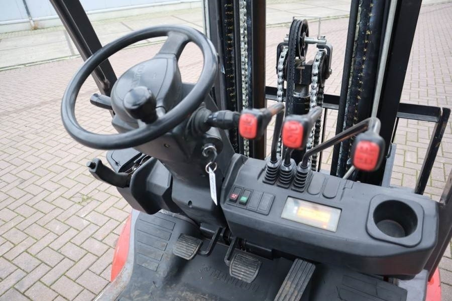 Manitou MI25D Valid inspection, *Guarantee! Diesel, 4x2 Dr - Empilhador a diesel: foto 3 Manitou MI25D Valid inspection, *Guarantee! Diesel, 4x2 Dr - Empilhador a diesel: foto 3