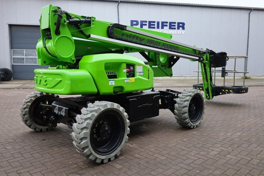 Niftylift HR21 HYBRIDE 4x4 MK2 Hybride, 4x4 Drive, 21m Worki - Plataforma articulada: foto 2 Niftylift HR21 HYBRIDE 4x4 MK2 Hybride, 4x4 Drive, 21m Worki - Plataforma articulada: foto 2