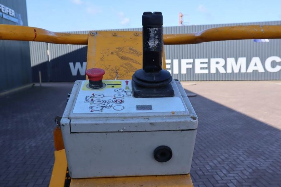 Snorkel A38E Electric, 13.5m Working Height, 6.1m Reach, 2 - Plataforma articulada: foto 4 Snorkel A38E Electric, 13.5m Working Height, 6.1m Reach, 2 - Plataforma articulada: foto 4