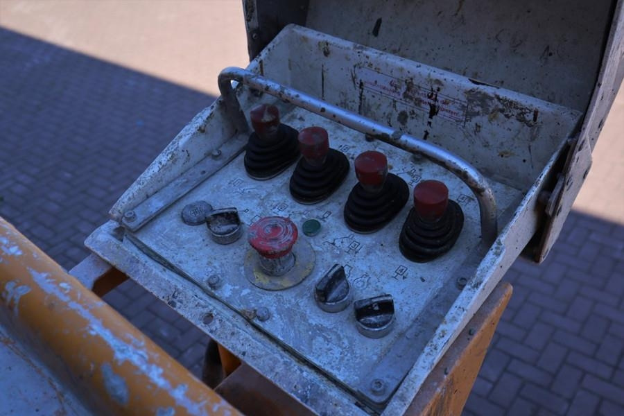 Teupen EURO B16T As-Is, Driving Licence B/3, Diesel, 16m - Caminhão com plataforma aérea: foto 4 Teupen EURO B16T As-Is, Driving Licence B/3, Diesel, 16m - Caminhão com plataforma aérea: foto 4