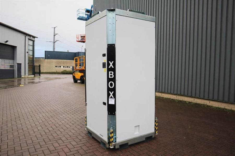 Trime X-BOX M 4x 320W Valid inspection, *Guarantee - Torre de iluminação: foto 4 Trime X-BOX M 4x 320W Valid inspection, *Guarantee - Torre de iluminação: foto 4