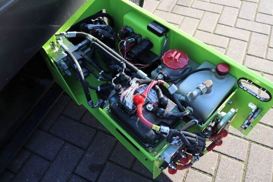 Zoomlion ZS0608DC Valid inspection, *Guarantee! Electric, 8  - Plataforma de Tijera/ Plataforma de tesoura: foto 5 Zoomlion ZS0608DC Valid inspection, *Guarantee! Electric, 8  - Plataforma de Tijera/ Plataforma de tesoura: foto 5