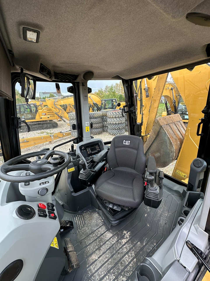 CATERPILLAR 444 - Retroescavadeira: foto 4 CATERPILLAR 444 - Retroescavadeira: foto 4