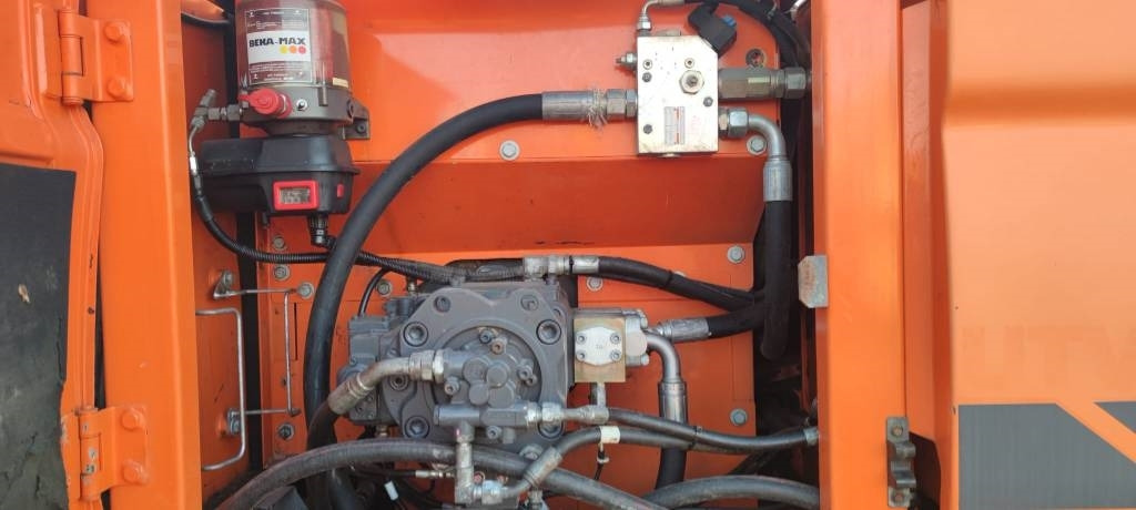 Doosan 225 LC - Escavadora de rastos: foto 4 Doosan 225 LC - Escavadora de rastos: foto 4