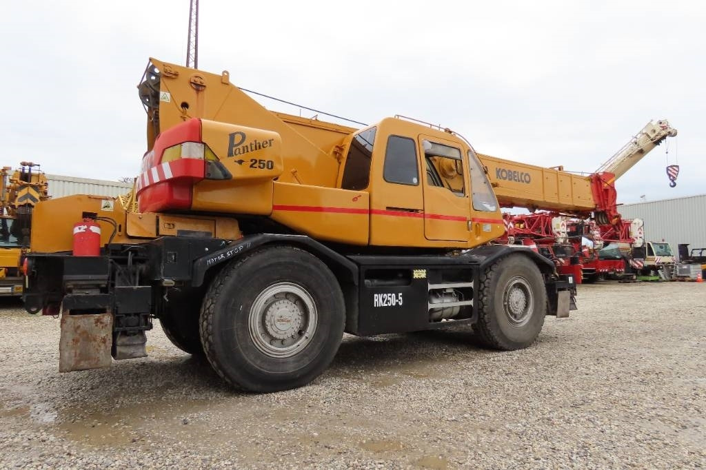 Kobelco RK 250-3 - Grua móvel: foto 3 Kobelco RK 250-3 - Grua móvel: foto 3