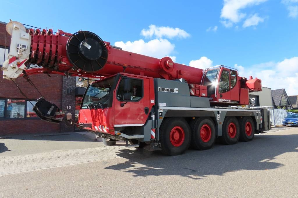 Liebherr LTM 1070-4.2 - Grua todo o terreno: foto 1 Liebherr LTM 1070-4.2 - Grua todo o terreno: foto 1
