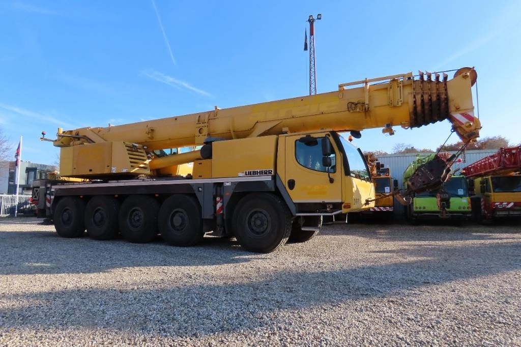 Liebherr LTM 1095-5.1 - Grua todo o terreno: foto 2 Liebherr LTM 1095-5.1 - Grua todo o terreno: foto 2