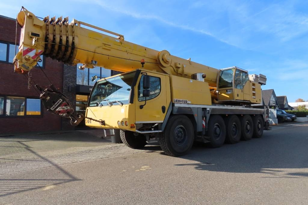 Liebherr LTM 1095-5.1 - Grua todo o terreno: foto 1 Liebherr LTM 1095-5.1 - Grua todo o terreno: foto 1