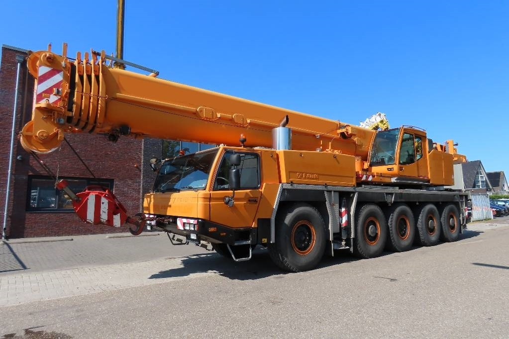 Tadano Faun ATF 110 G-5 - Grua todo o terreno: foto 1 Tadano Faun ATF 110 G-5 - Grua todo o terreno: foto 1