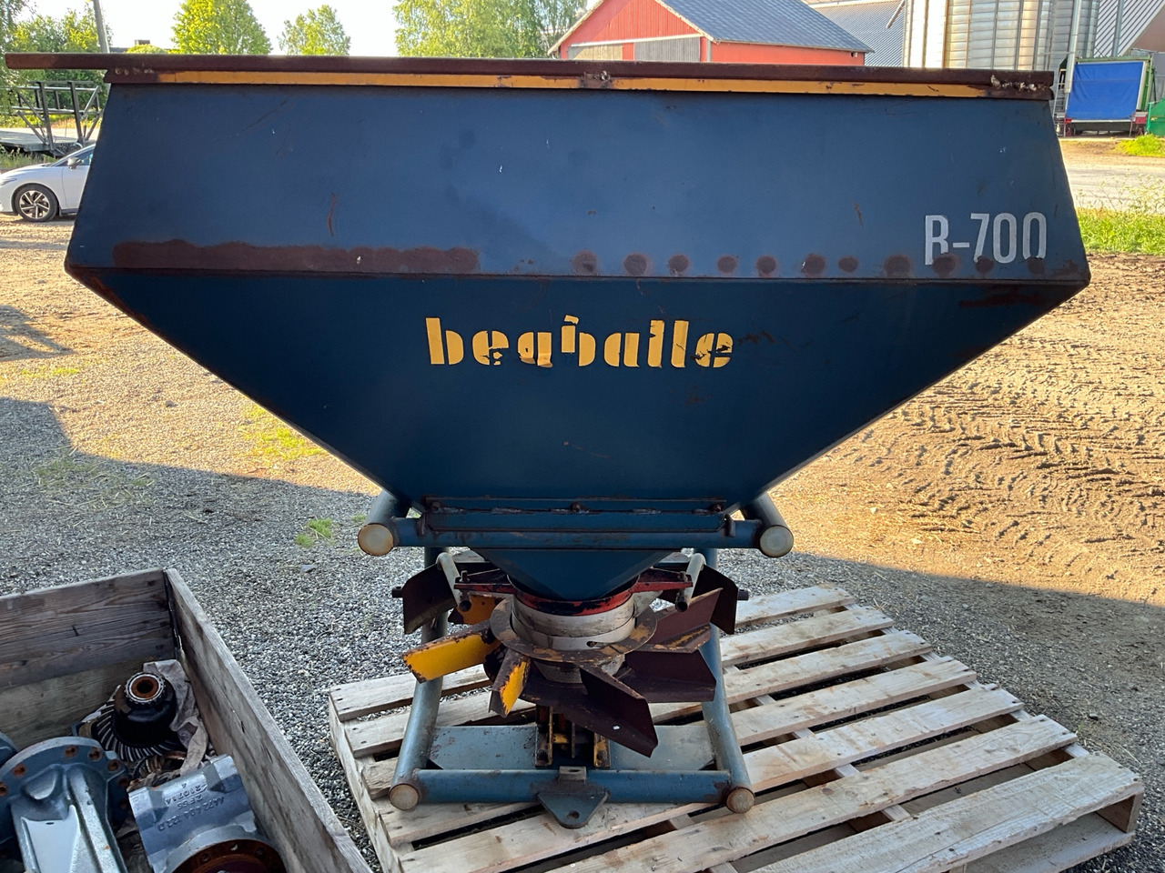 Bogballe B700 - Distribuidor de fertilizantes: foto 1 Bogballe B700 - Distribuidor de fertilizantes: foto 1