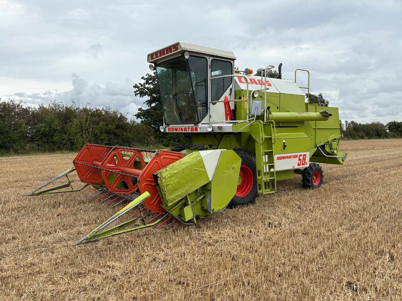 Claas Dominator 58S - Ceifeira debulhadora: foto 1 Claas Dominator 58S - Ceifeira debulhadora: foto 1