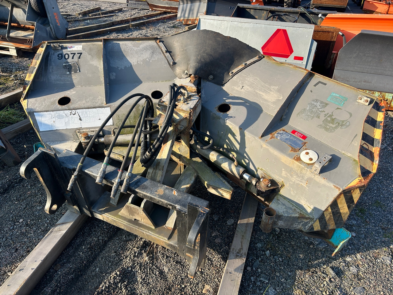 Holms KHV 240 - Lâmina limpa-neves: foto 1 Holms KHV 240 - Lâmina limpa-neves: foto 1