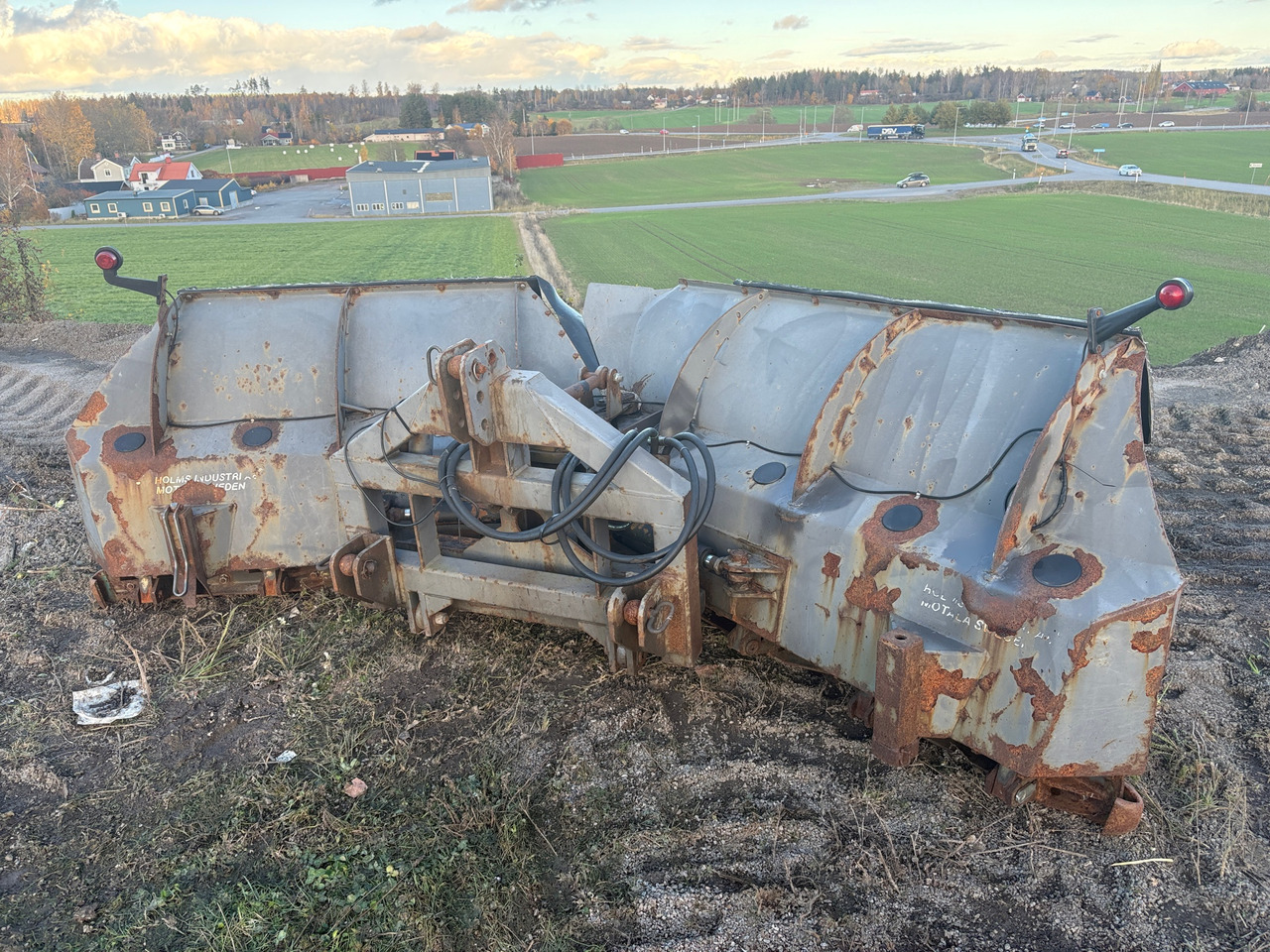 Holms KHV-3,6 - Lâmina limpa-neves: foto 1 Holms KHV-3,6 - Lâmina limpa-neves: foto 1