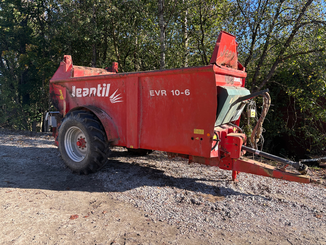 Jeantil EVR 10 6 - Equipamento de fertilização: foto 1 Jeantil EVR 10 6 - Equipamento de fertilização: foto 1