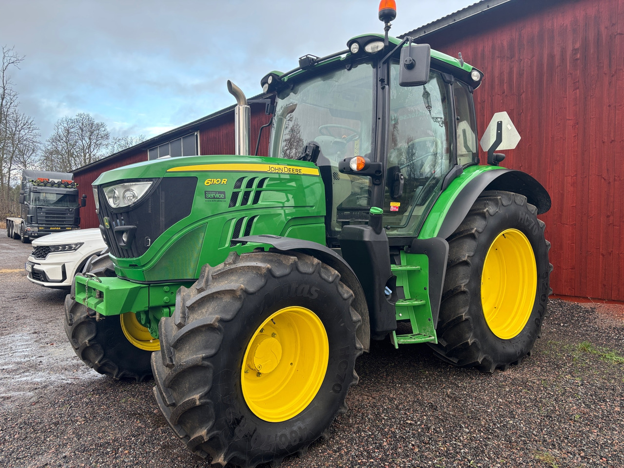 John Deere 6110R - Trator: foto 1 John Deere 6110R - Trator: foto 1