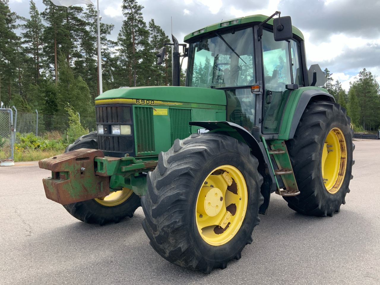John Deere 6900 - Trator: foto 1 John Deere 6900 - Trator: foto 1