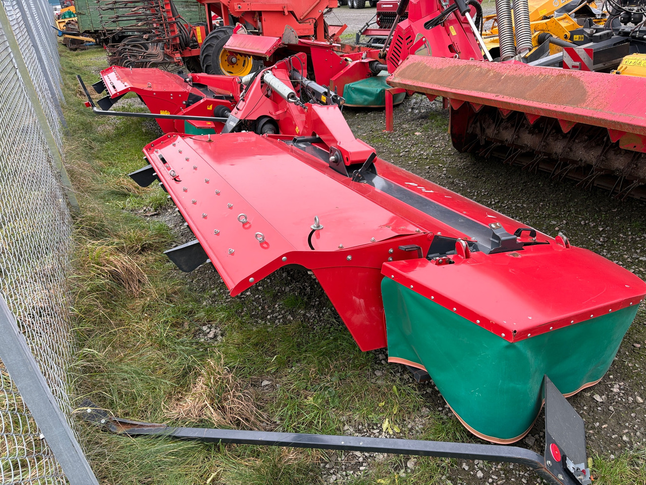 Kverneland 5087 MN - Triturador de martelos/ Destroçador: foto 1 Kverneland 5087 MN - Triturador de martelos/ Destroçador: foto 1