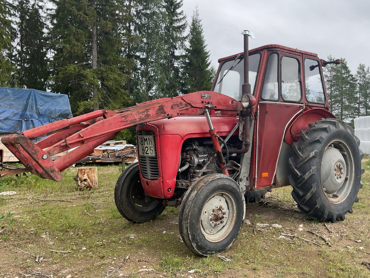 Massey Ferguson 35X - Trator: foto 1 Massey Ferguson 35X - Trator: foto 1