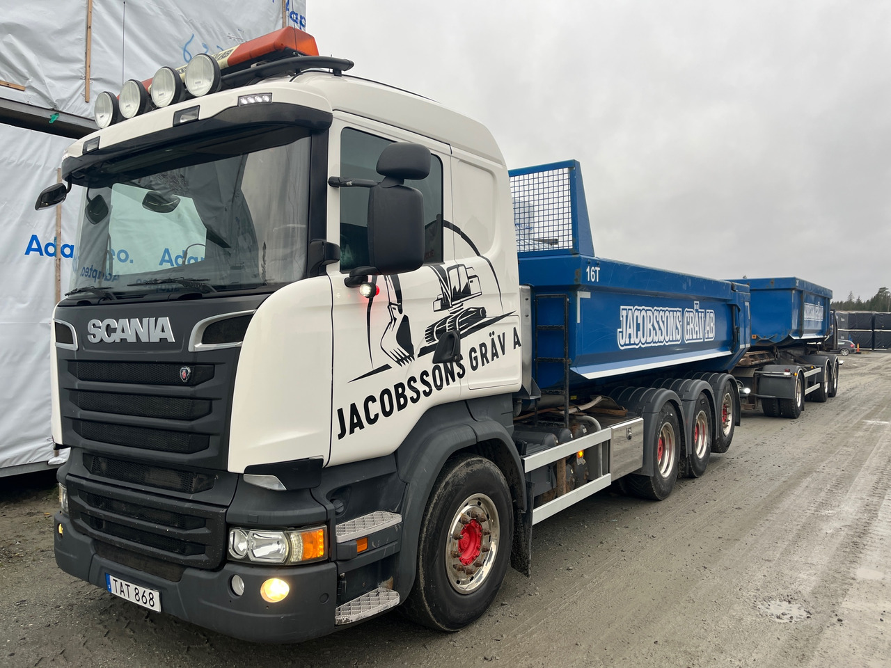 Scania R580 LB8X4 - Camião basculante: foto 1 Scania R580 LB8X4 - Camião basculante: foto 1