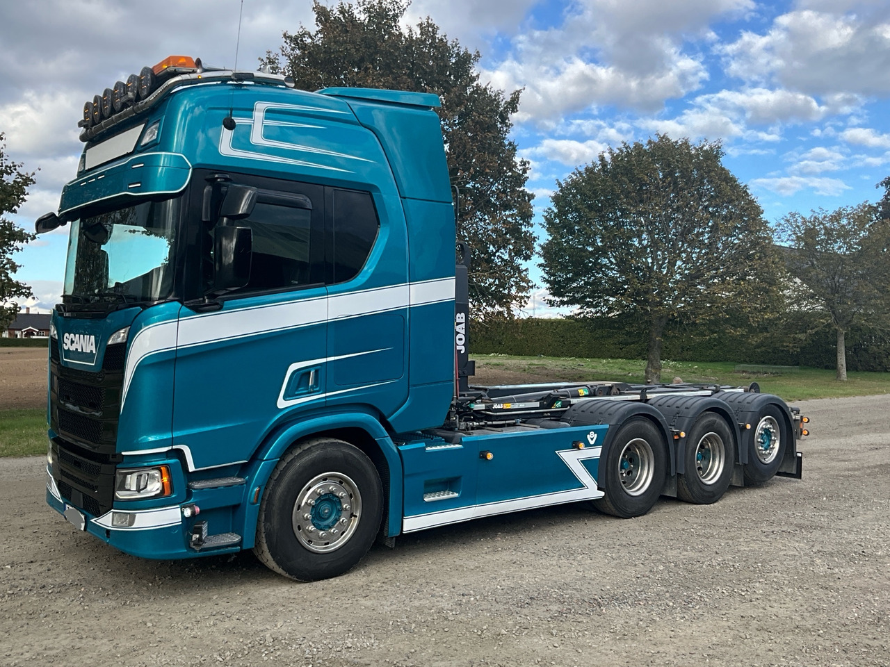Scania R660 - Camião polibenne: foto 1 Scania R660 - Camião polibenne: foto 1