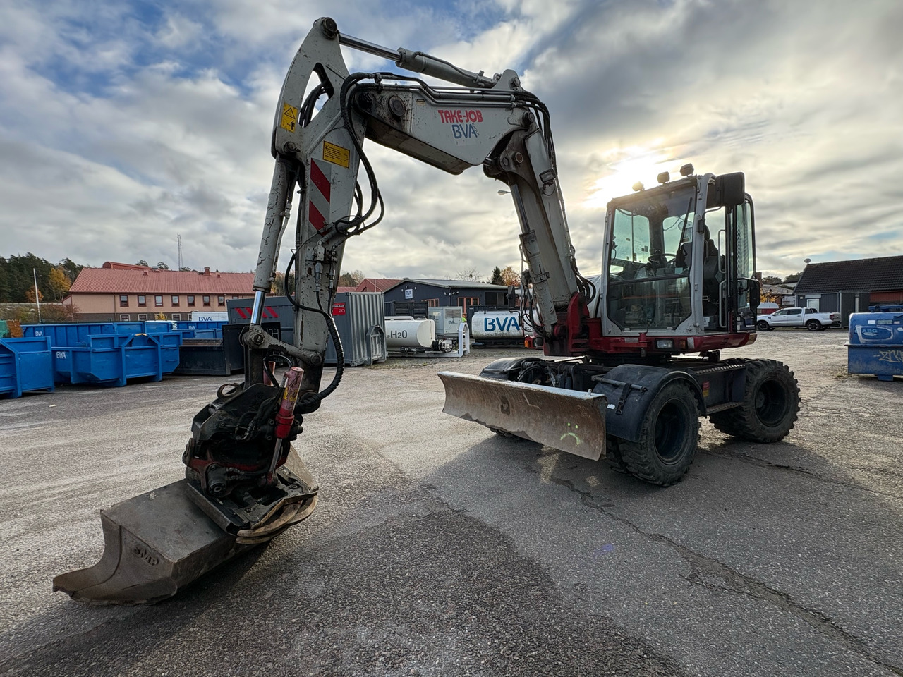 Take-Job TB295W - Escavadeira: foto 1 Take-Job TB295W - Escavadeira: foto 1