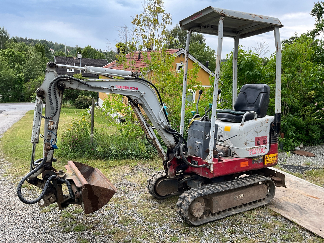Takeuchi TB108 - Escavadeira: foto 1 Takeuchi TB108 - Escavadeira: foto 1