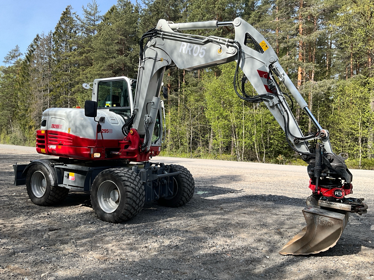 Takeuchi TB295W - Escavadeira: foto 1 Takeuchi TB295W - Escavadeira: foto 1