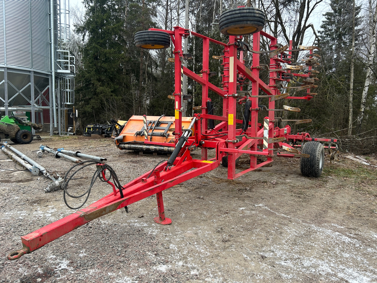 Väderstad CS - Maquina para lavrar a terra: foto 1 Väderstad CS - Maquina para lavrar a terra: foto 1