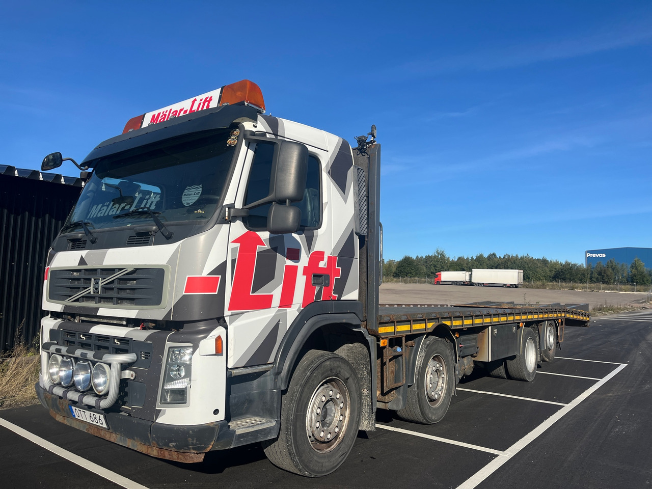 Volvo FM-400 8*2 - Camião de caixa aberta/ Plataforma: foto 1 Volvo FM-400 8*2 - Camião de caixa aberta/ Plataforma: foto 1
