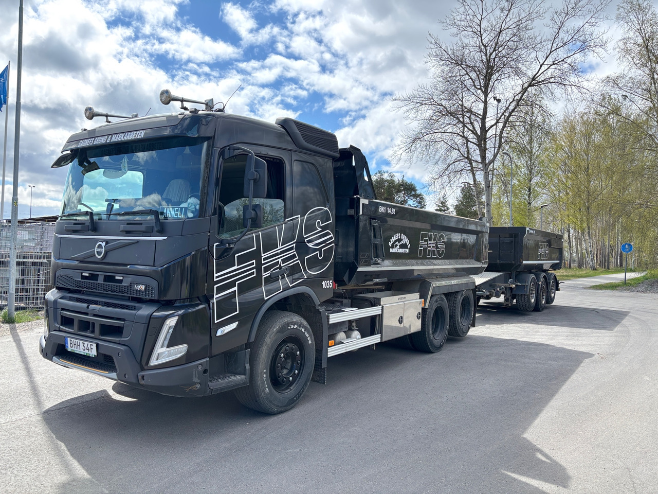 Volvo FM 64R - Camião basculante: foto 1 Volvo FM 64R - Camião basculante: foto 1