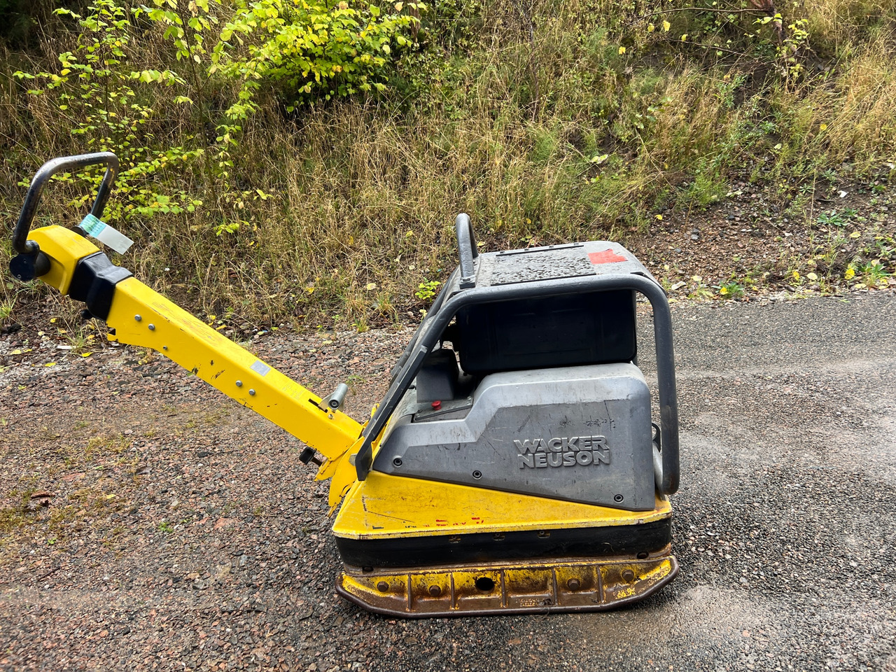 Wacker Neuson DPU6555 Hech - Placas vibratórias: foto 1 Wacker Neuson DPU6555 Hech - Placas vibratórias: foto 1