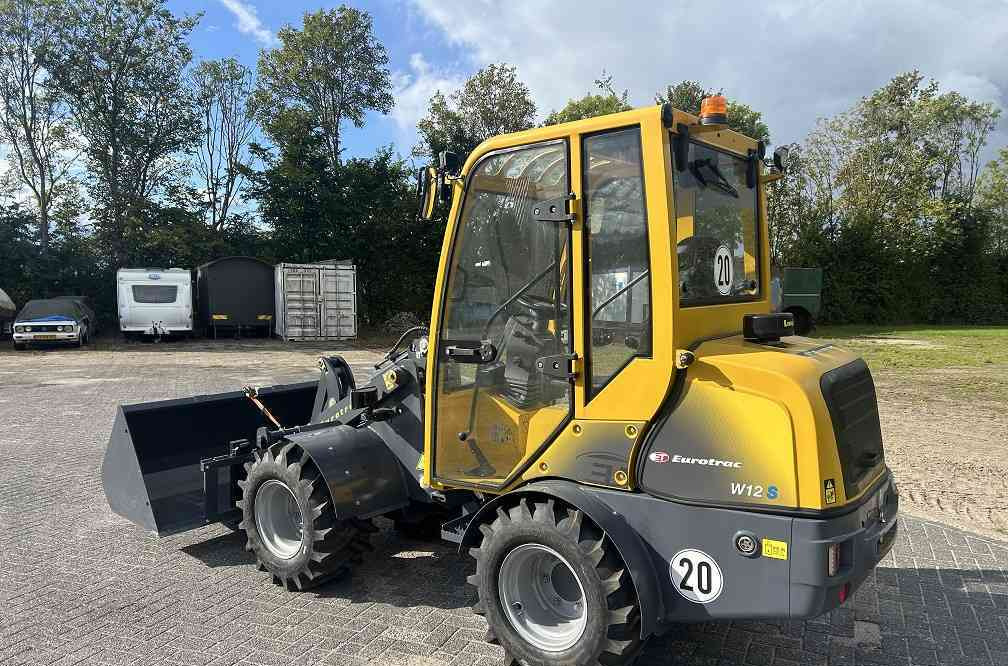 Eurotrac W12 S, cabine, verwarming, bak vorken ex demo! - Pá carregadora de rodas: foto 2 Eurotrac W12 S, cabine, verwarming, bak vorken ex demo! - Pá carregadora de rodas: foto 2