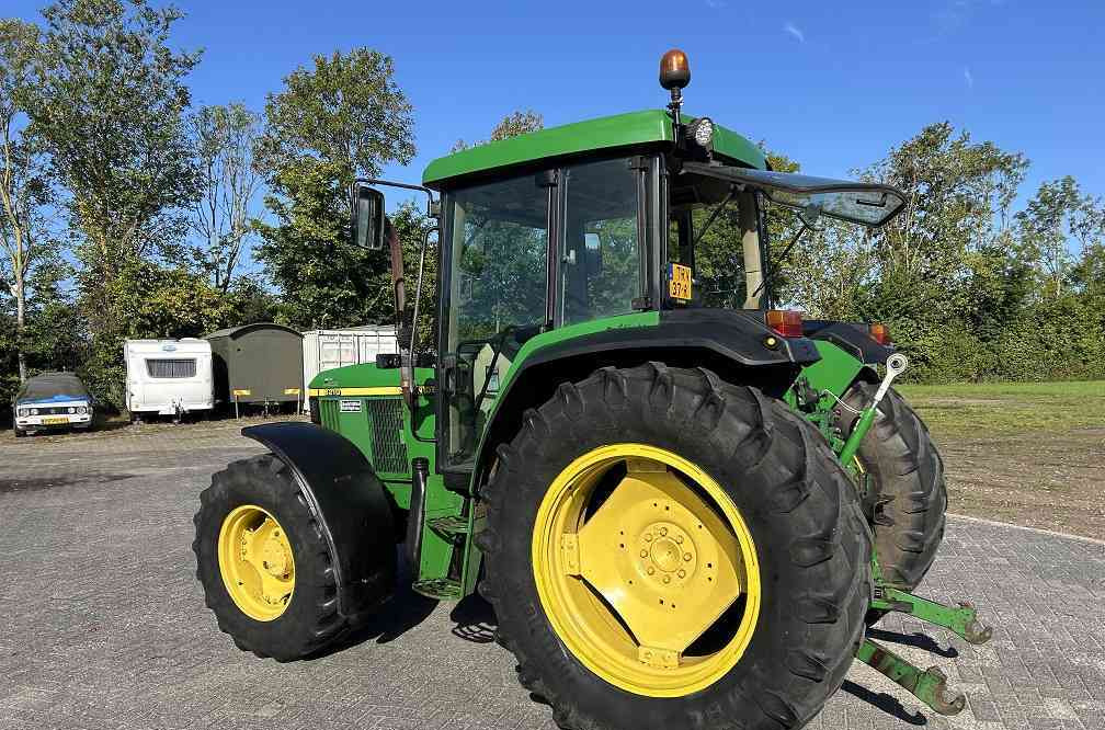 John Deere 6210 - Trator: foto 2 John Deere 6210 - Trator: foto 2