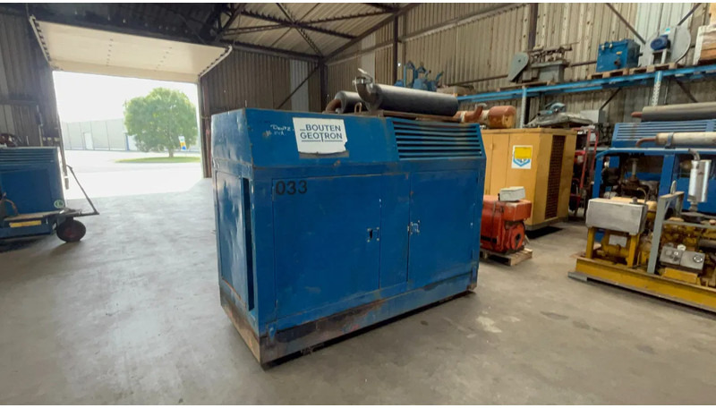 Bredenoord Bredenoord aggregaat BRD 70 KVA Deutz F5L413 - Gerador elétrico: foto 2 Bredenoord Bredenoord aggregaat BRD 70 KVA Deutz F5L413 - Gerador elétrico: foto 2