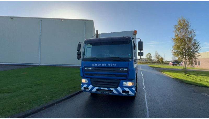 DAF CF 75 Daf CF75-270 Geesink Norba EURO3 - Caminhão de lixo: foto 3 DAF CF 75 Daf CF75-270 Geesink Norba EURO3 - Caminhão de lixo: foto 3