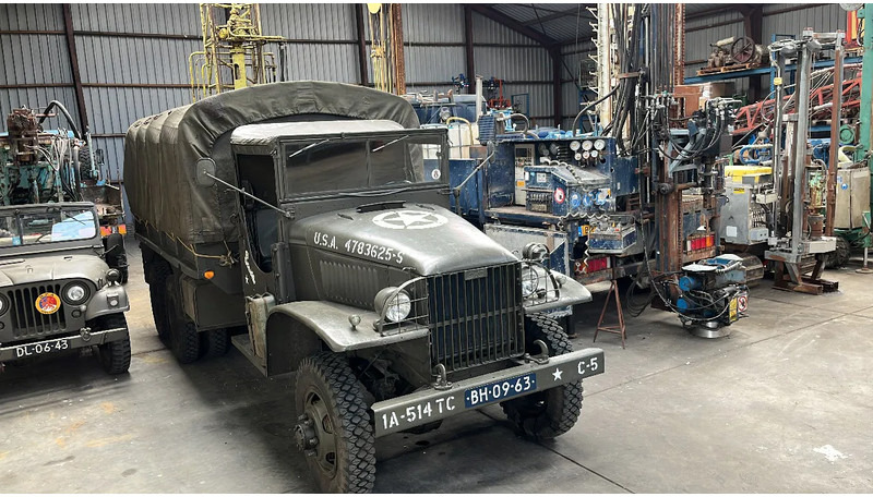 GMC CCKW 353 CCKW 353 Banjo axle GMC CCKW 353 Banjo axle - Camião furgão: foto 1 GMC CCKW 353 CCKW 353 Banjo axle GMC CCKW 353 Banjo axle - Camião furgão: foto 1