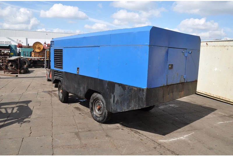 Ingersoll Rand Compressor 9270 of 9/270 Cummins ISL - Máquina de perfuração: foto 4 Ingersoll Rand Compressor 9270 of 9/270 Cummins ISL - Máquina de perfuração: foto 4