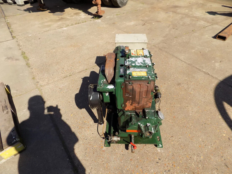 Lister aggregaat lister 25 kva met stamford dynamo - Gerador elétrico: foto 4 Lister aggregaat lister 25 kva met stamford dynamo - Gerador elétrico: foto 4