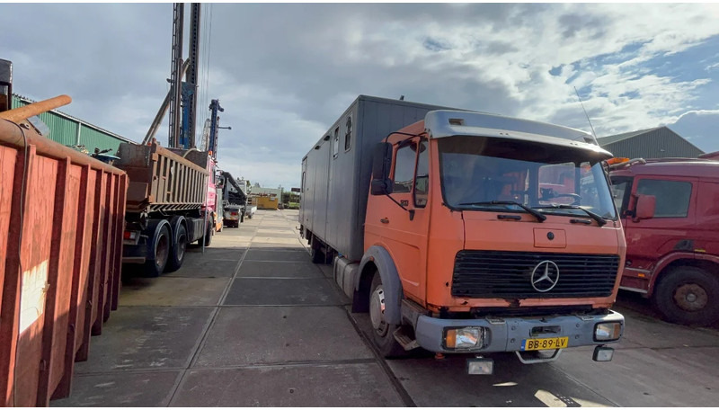 Mercedes-Benz NG Mercedes benz NG 1213 Box truck - Camião furgão: foto 2 Mercedes-Benz NG Mercedes benz NG 1213 Box truck - Camião furgão: foto 2