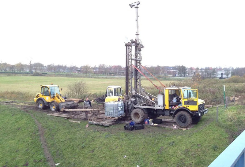 Mercedes-Benz Unimog U1250 Well Drill Brunnenbohr gerat - Máquina de perfuração: foto 5 Mercedes-Benz Unimog U1250 Well Drill Brunnenbohr gerat - Máquina de perfuração: foto 5