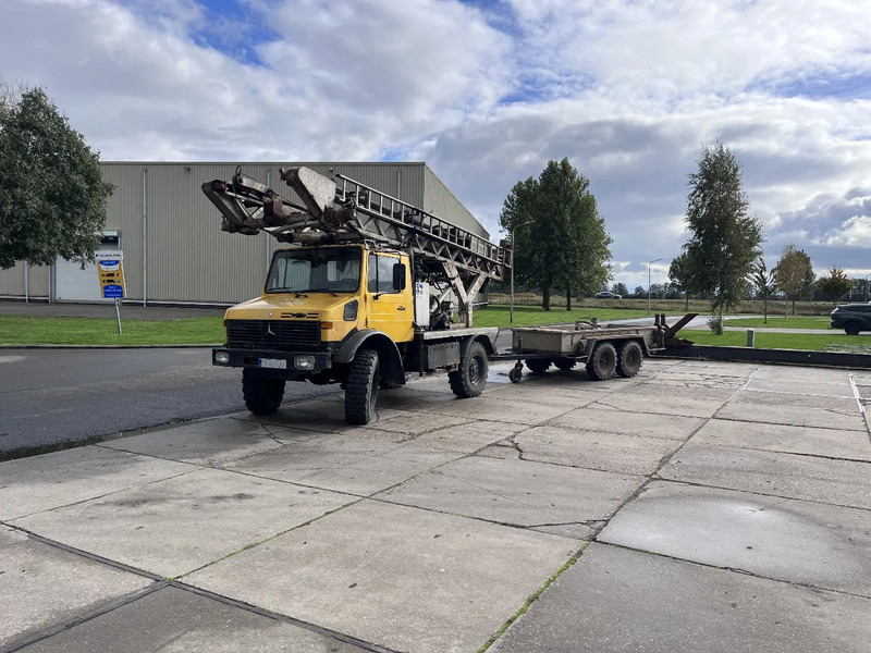 Mercedes-Benz Unimog U1250 Well Drill Brunnenbohr gerat - Máquina de perfuração: foto 1 Mercedes-Benz Unimog U1250 Well Drill Brunnenbohr gerat - Máquina de perfuração: foto 1