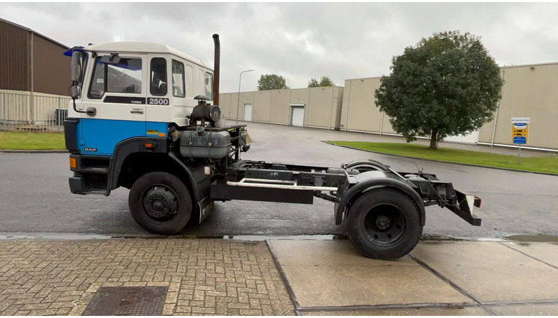 DAF 2500 Daf 2500 TI chassis - Tractor: foto 3 DAF 2500 Daf 2500 TI chassis - Tractor: foto 3