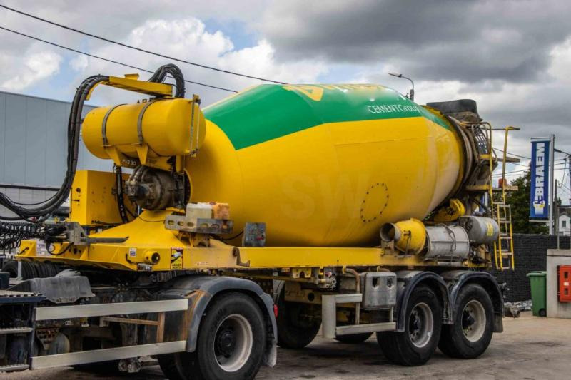 DE BUF BETON MIXER/MALAXEUR/MISCHER 10M3 - Semi-reboque betoneira: foto 5 DE BUF BETON MIXER/MALAXEUR/MISCHER 10M3 - Semi-reboque betoneira: foto 5