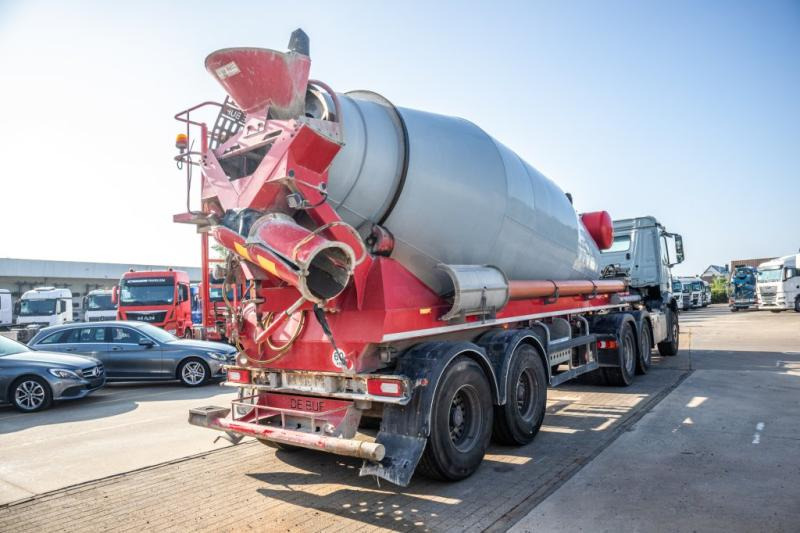 DE BUF BETON MIXER/MALAXEUR/MISCHER 12M3 - Semi-reboque betoneira: foto 3 DE BUF BETON MIXER/MALAXEUR/MISCHER 12M3 - Semi-reboque betoneira: foto 3